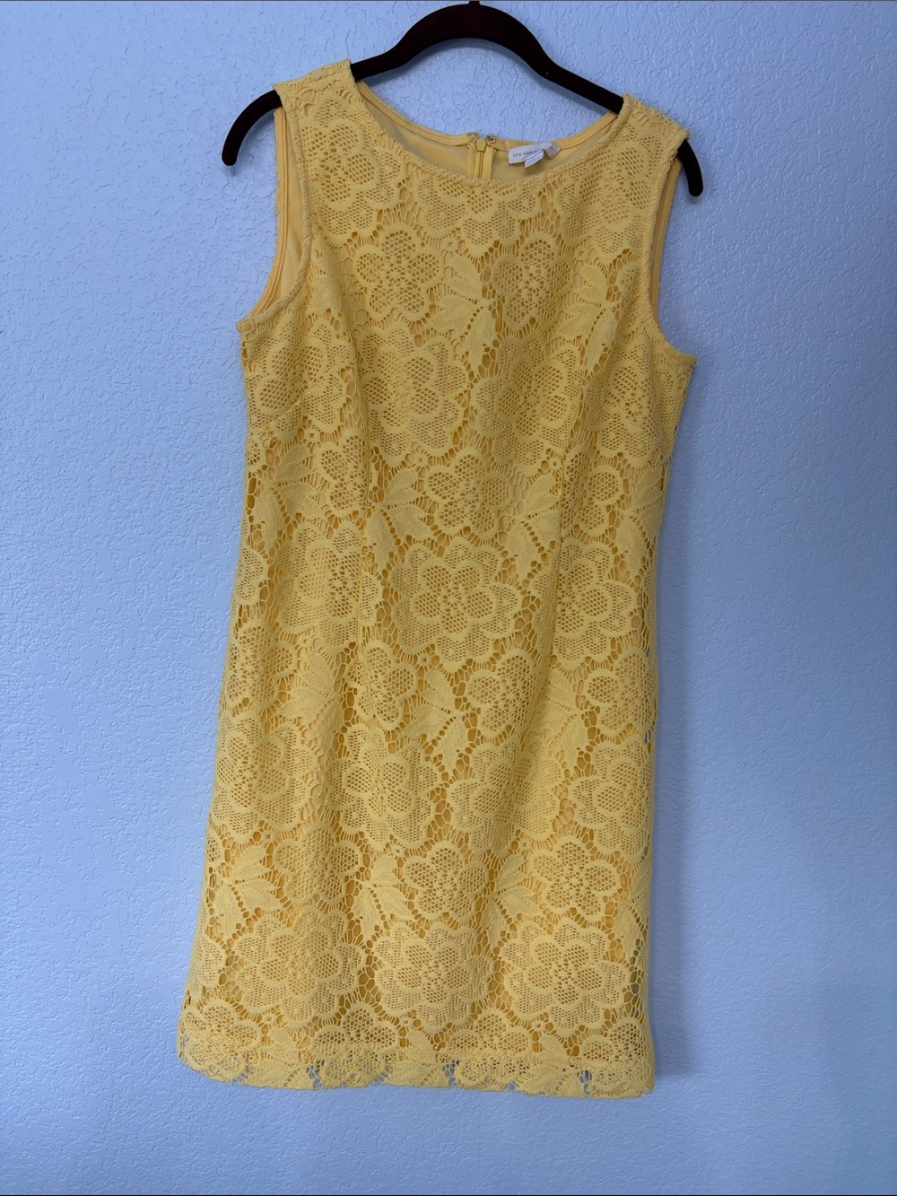 New York & Company Sunflower Yellow Crochet Lace Shell Size 10